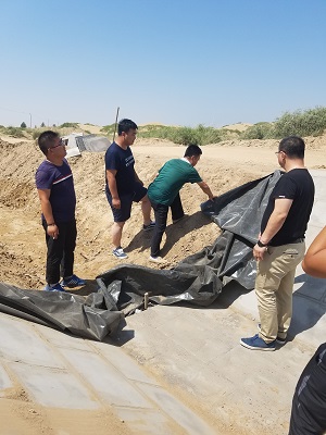 董事長薛躍虎對我公司正在施工項(xiàng)目進(jìn)行實(shí)地考察